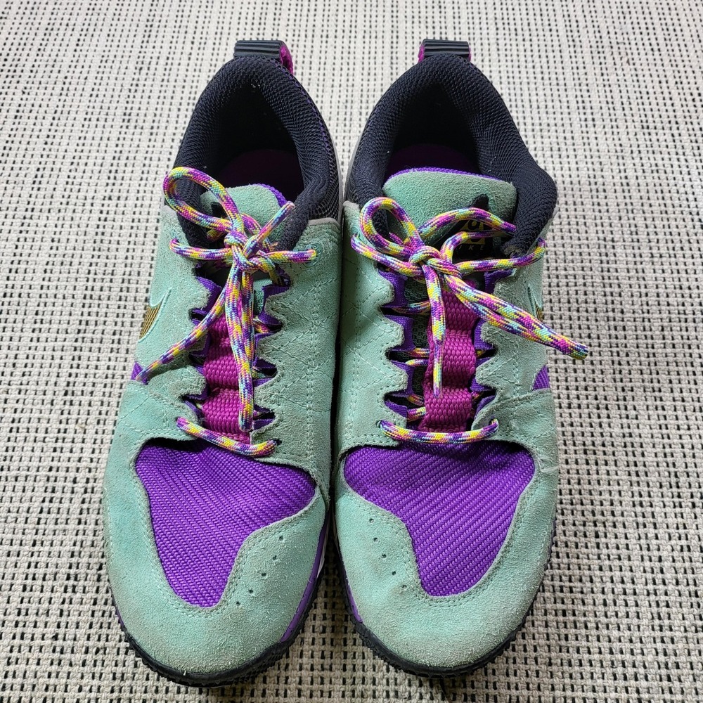 Nike ACG Dog Mountain Shoes Mens Size 7 Green Purple Trail Running‎ AQ0916-300